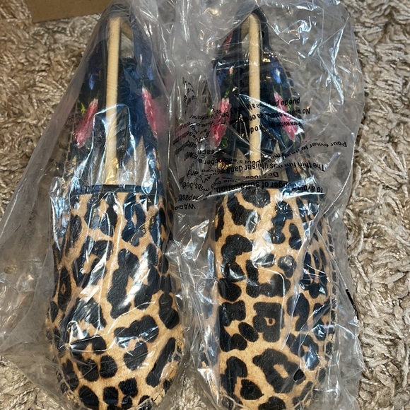 NIB Johnny Was Garden Leopard Espadrilles - Picture 3 of 11